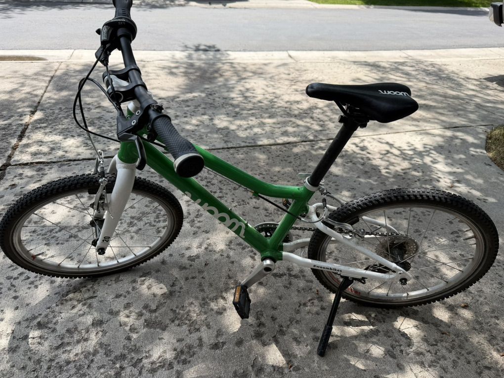 Woom 4 (20 Inch) Kids Lightweight Bike