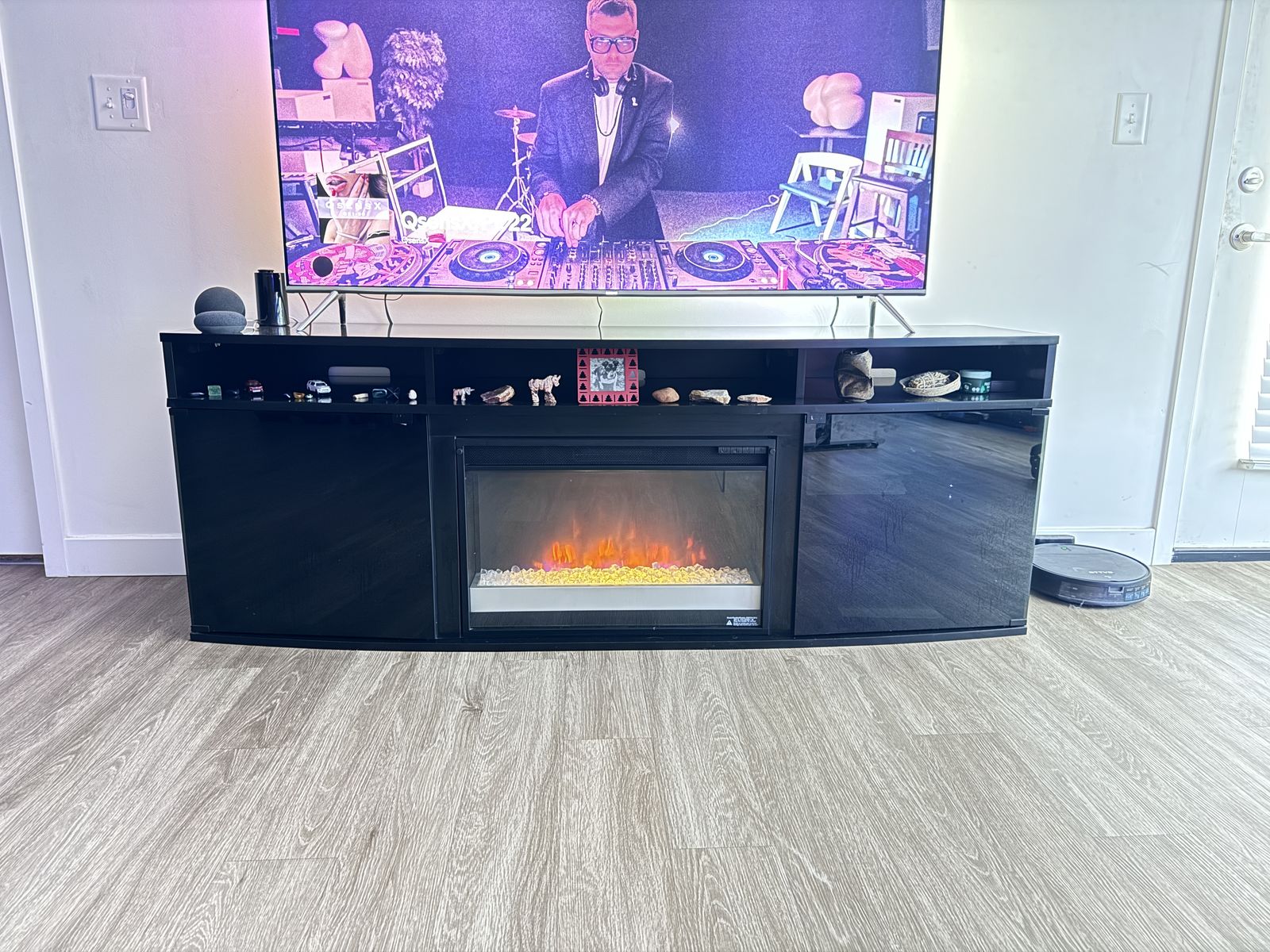 72" Black Media Stand with Electric Fireplace — Excellent Condition