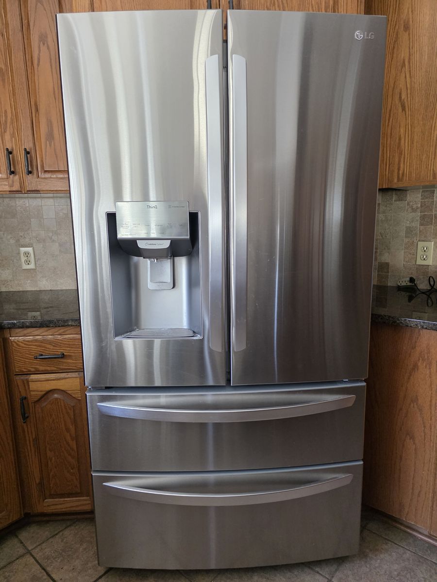 LG Thin Q Refrigerator