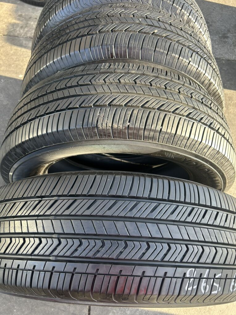 4 Tires 2656020