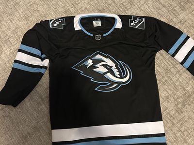 Fanatics Authentic Utah Mammoth NHL Hockey Jersey Black Size 54