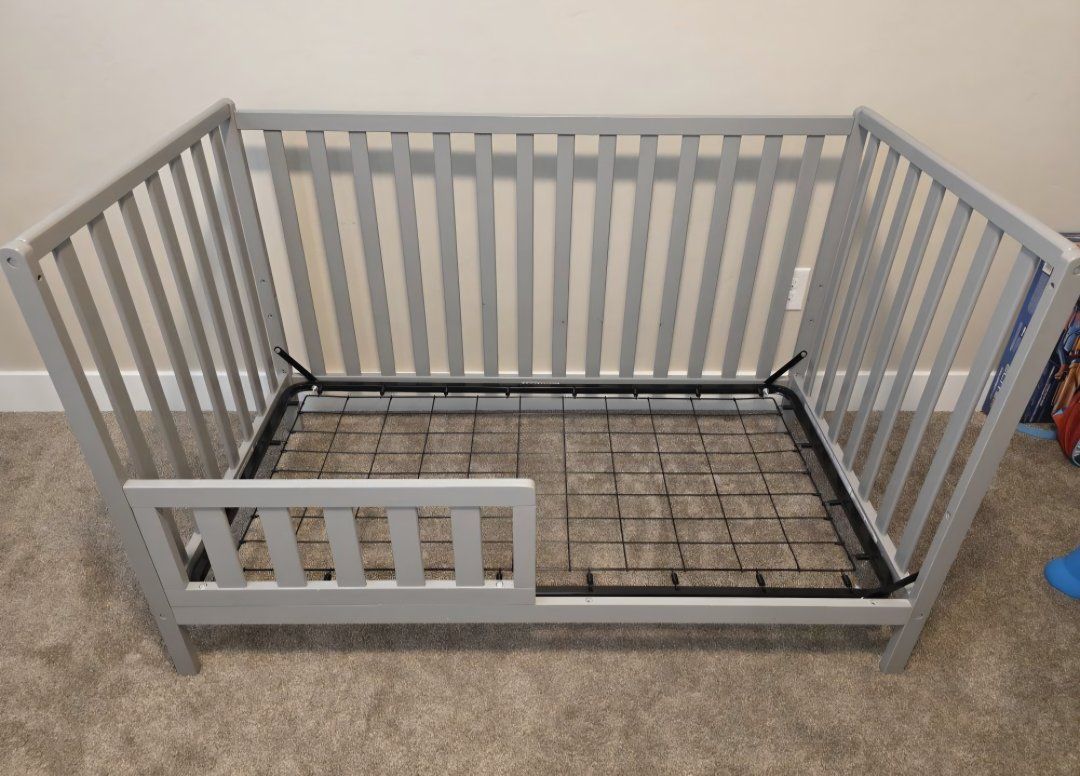 Delta 4 in 1 Crib