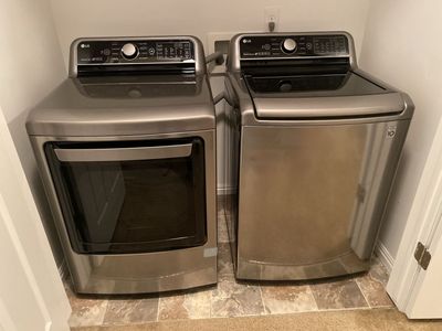 LG Graphite Steel Washer & Dryer Set – Excellent Condition