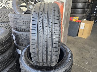 SET 215/55R17 PRINX HICITY HH2