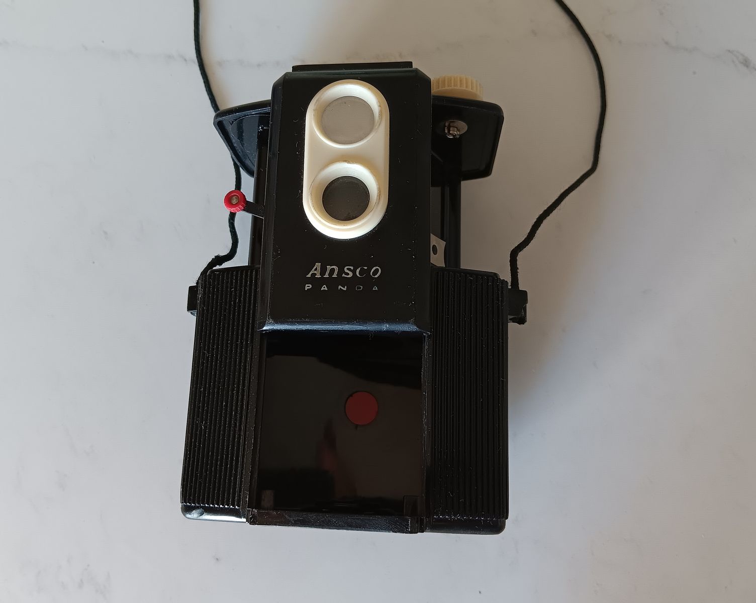 Main image 3