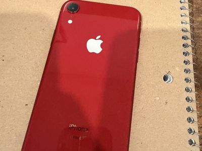 iPhone XR 64 GB red $150