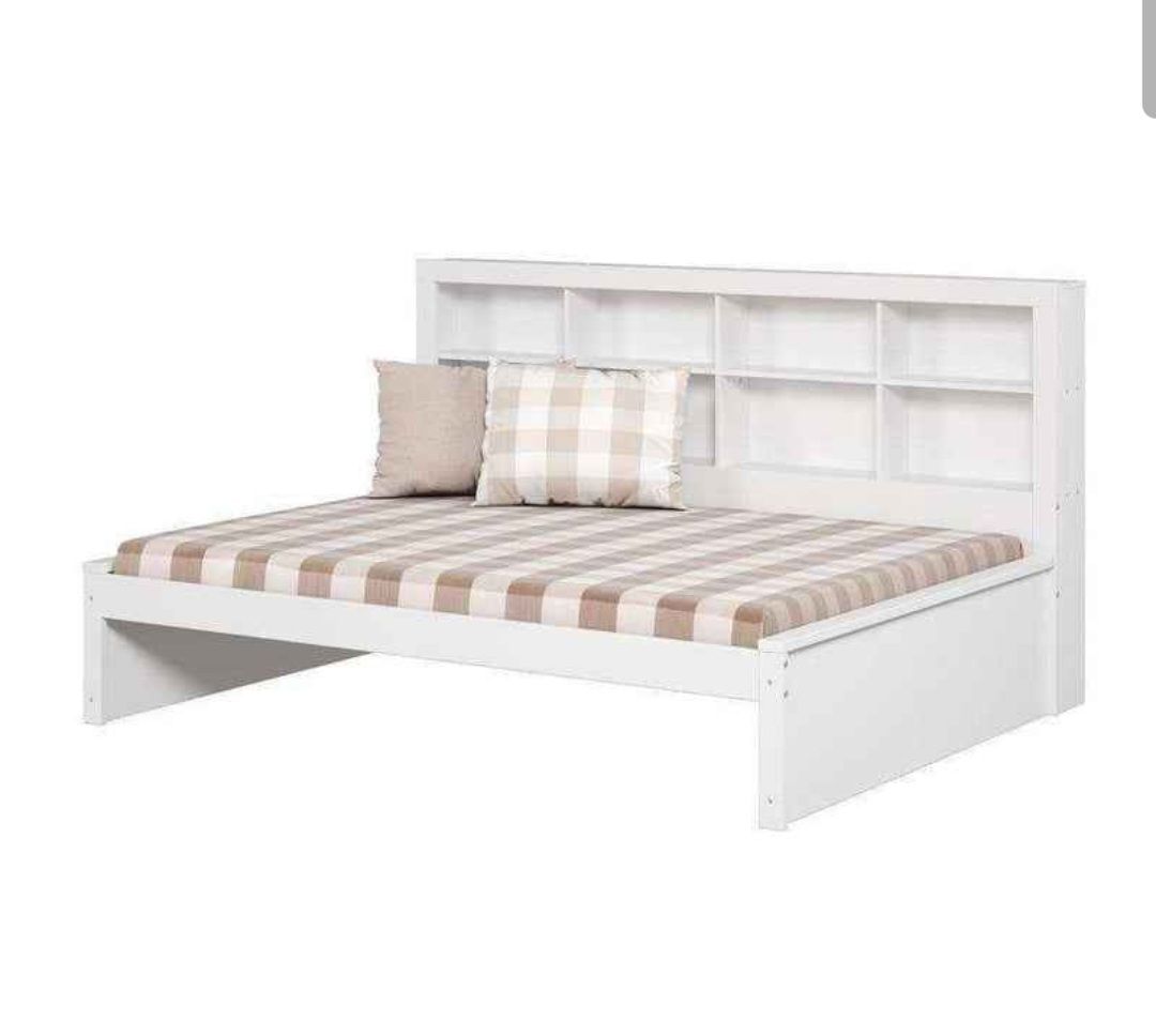 Donco Kids Daybed with Bookcase- full size