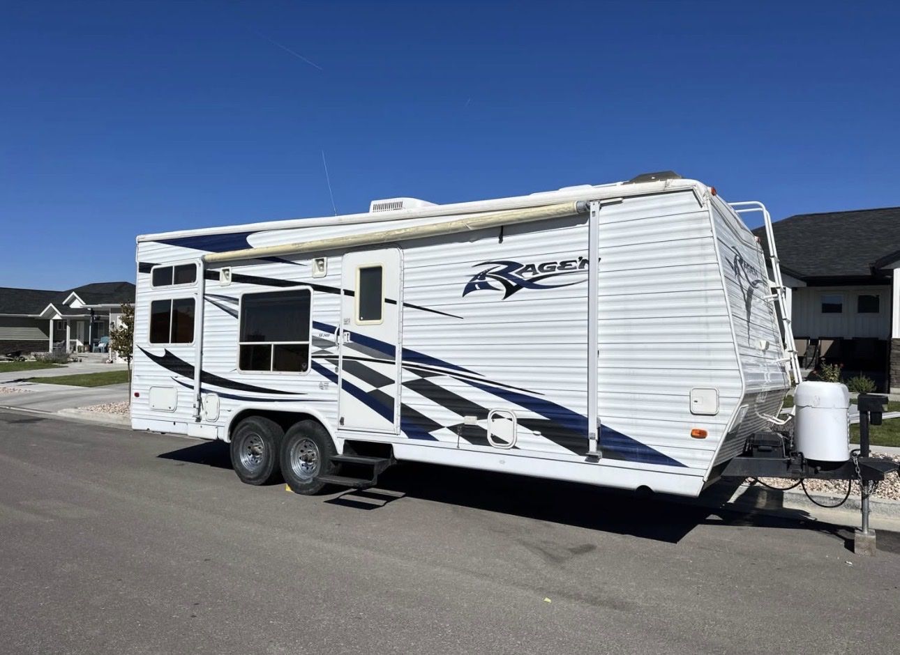 Ragen Toy Hauler 24ft