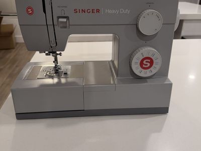 Singer Heavy Duty Model 4423