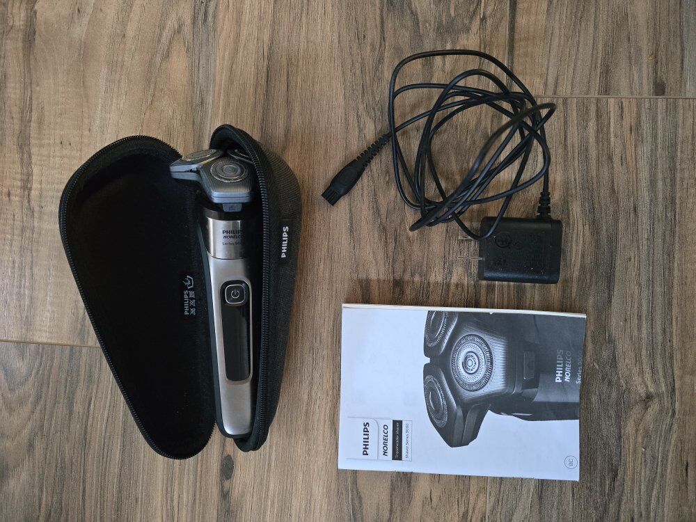 Electric Razor | Philips Norelco Prestige 9000