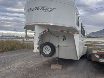 2019 Trails West Adventure 4 Horse