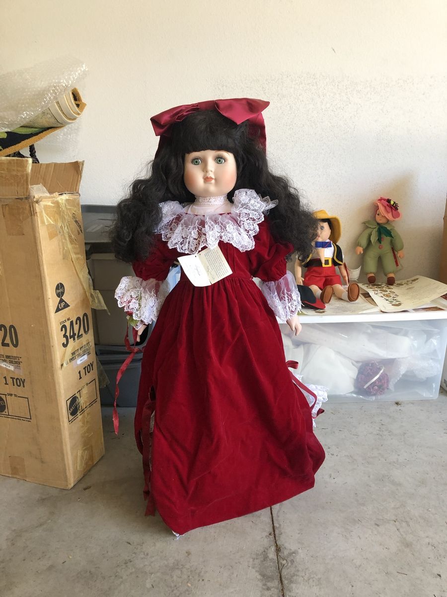Betty Jane Carter Angelica "My Favorite Things" Limited Edition Porcelain Doll #476/500