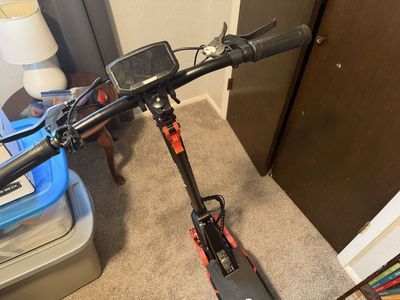 iSinwheel GT1 Electric Scooter - Black and Orange