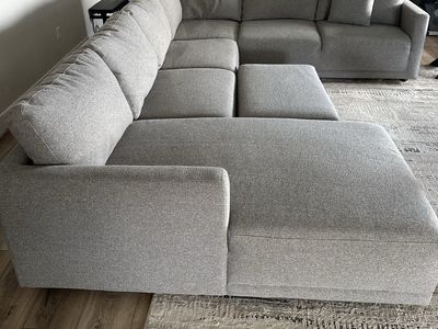 Thomasville Cayson 4-piece Fabric Sectional