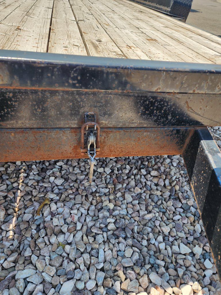 Main image 6