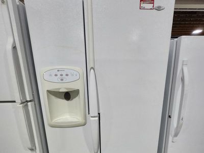 Maytag Side-by-Side Refrigerator in White