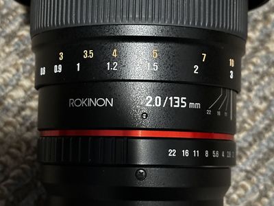 Rokinon 135mm F2.0 ED UMC Telephoto Lens for DSLR/Mirrorless Cameras - Excellent Condition, brand new, unused!