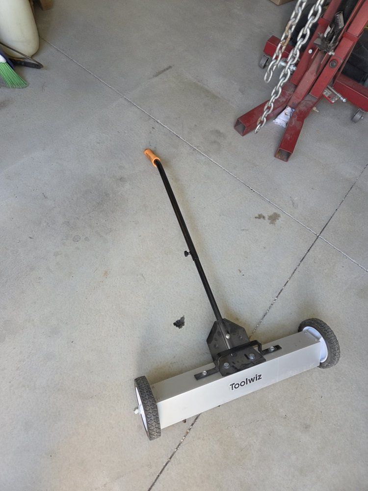 Main image 3
