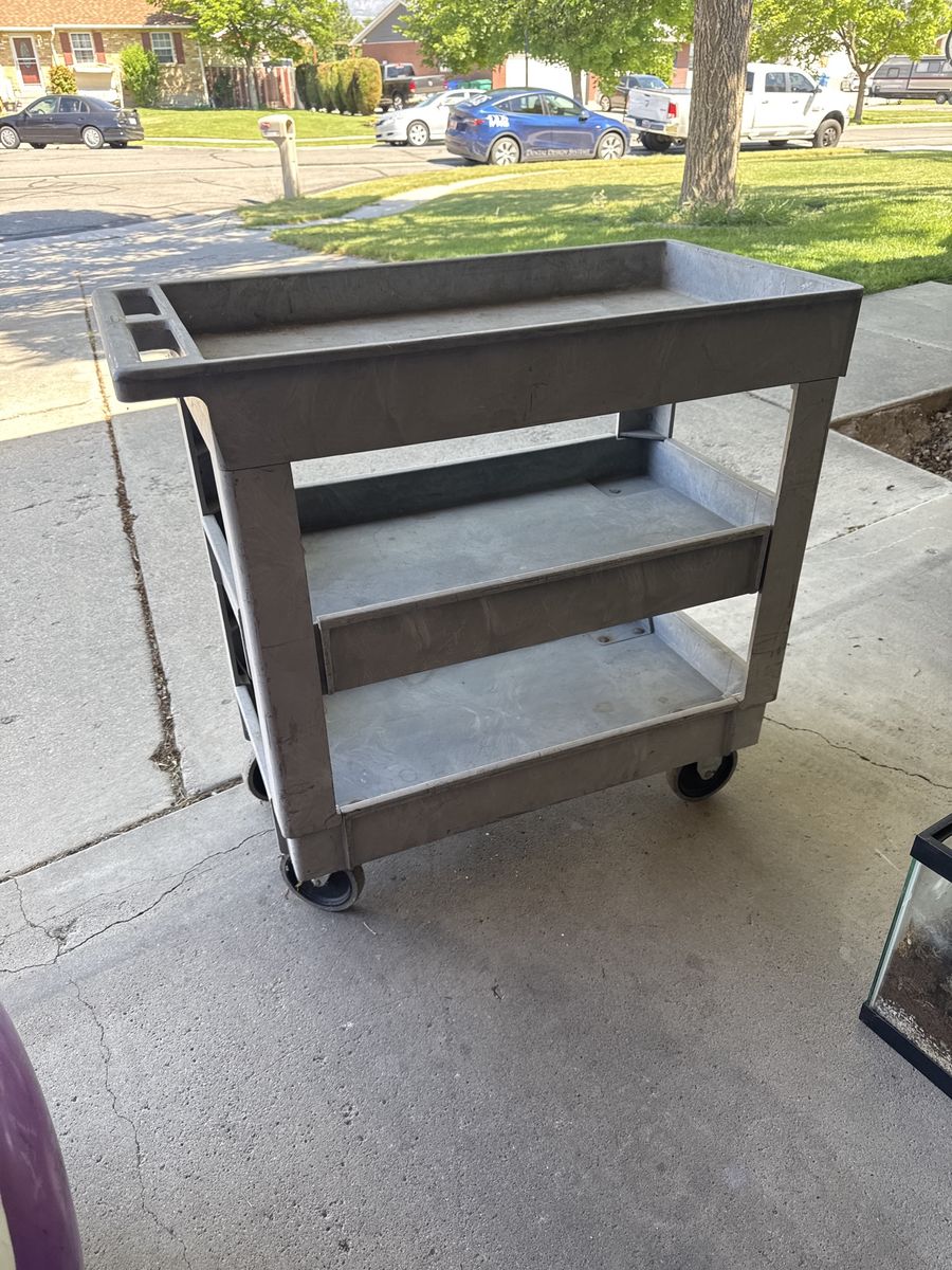 Plastic Roll Cart