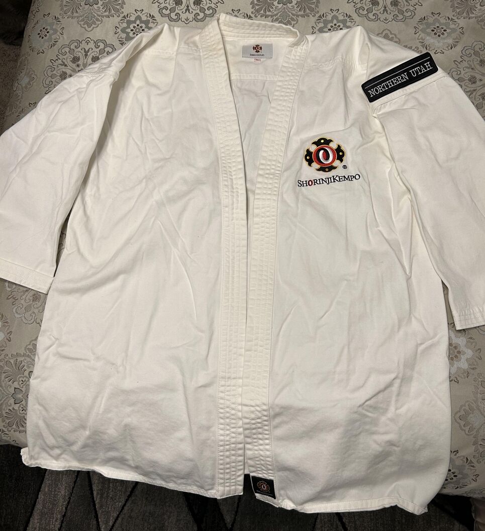 Youth 5L Kempo doji, almost new