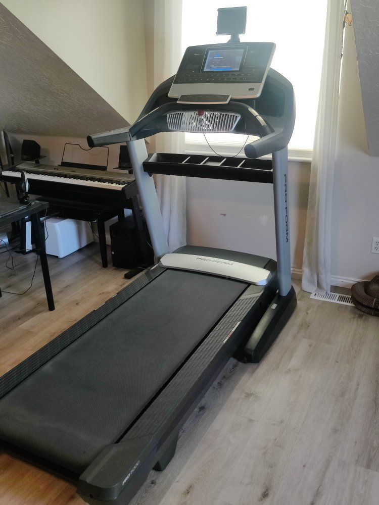 ProForm Pro 5000 Premium - Like New