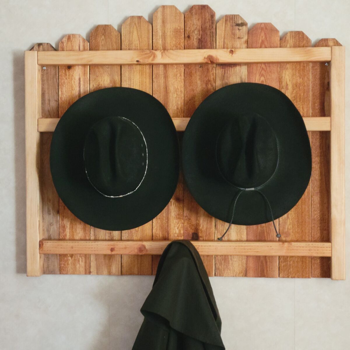 Hat rack