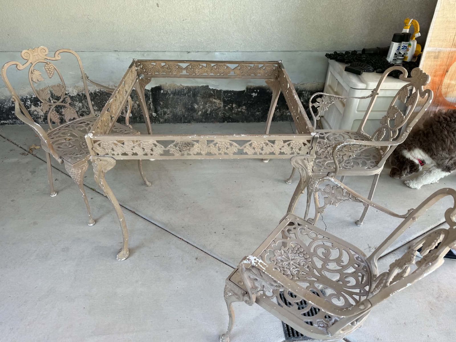 Iron table and chairs set