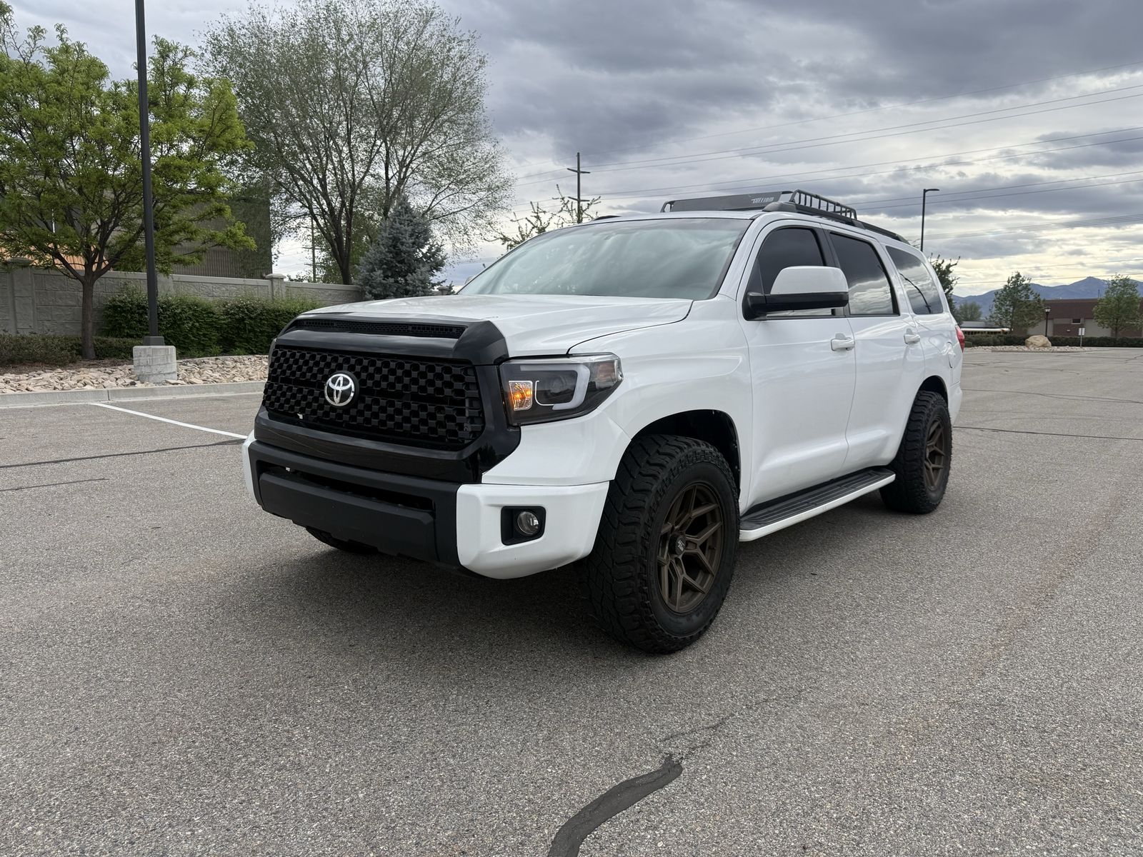 2008 TOYOTA SEQUOIA SR5