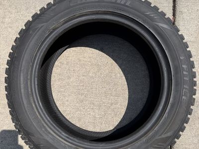 4 Snow tires 205/55 R16