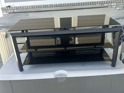 Three shelf stereo/TV table