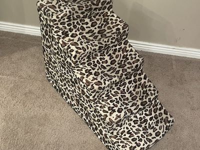 Leopard Print 5-Small Step Pet Stairs - Small Dog/Cat Ramp!