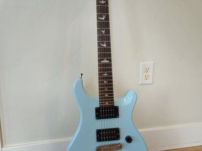 Rare PRS SE Limited Edition Tim Mahoney 311 Powder Blue