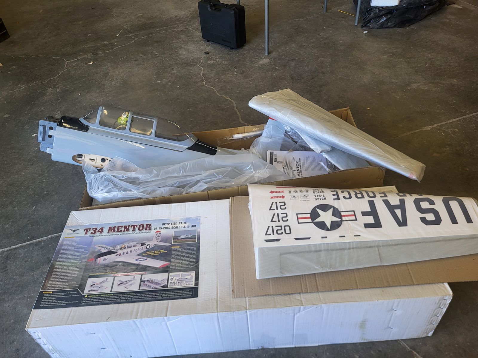 T 34 Mentor ARF w retracts  EP GP New in box