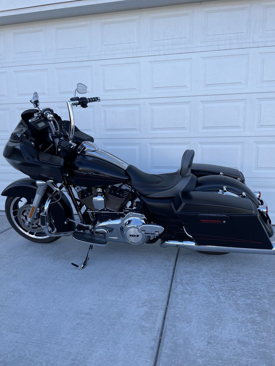 2012 Harley Davidson Road Glide Custom