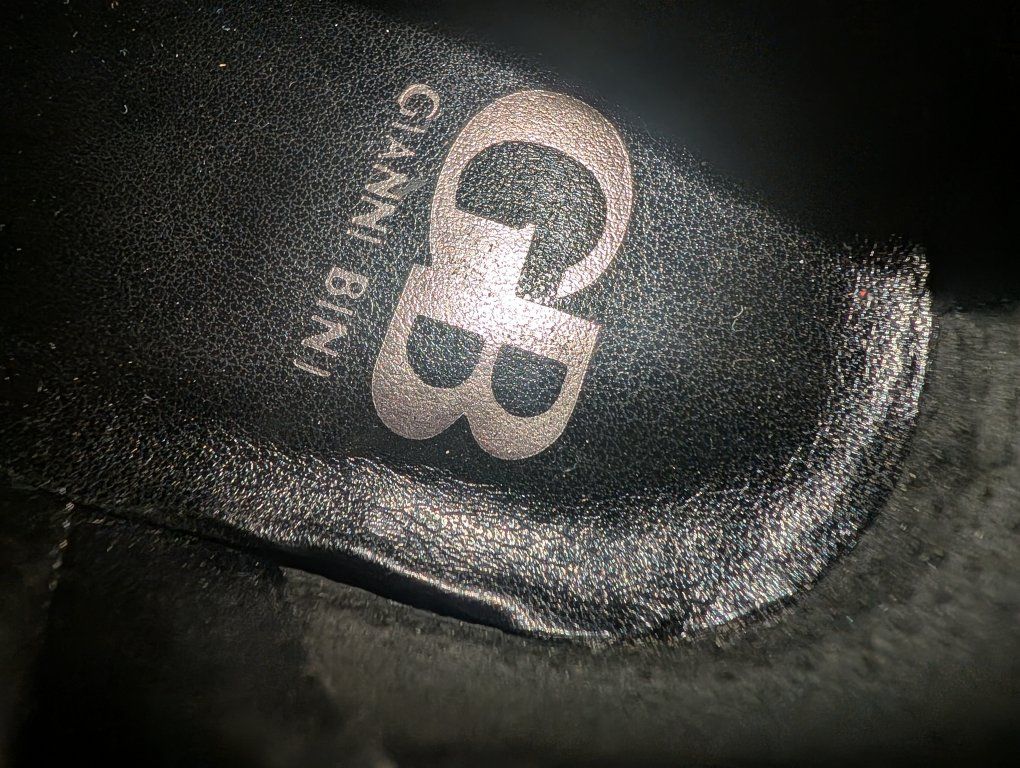 Main image 3