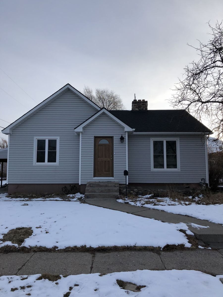 Newly Remodeled 4 bedroom home