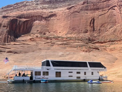 Antelope Point Marina Houseboat *LIMITLESS* Multiple Ownerships Now Available