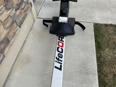 LifeCore LC-R88 Rowing Machine