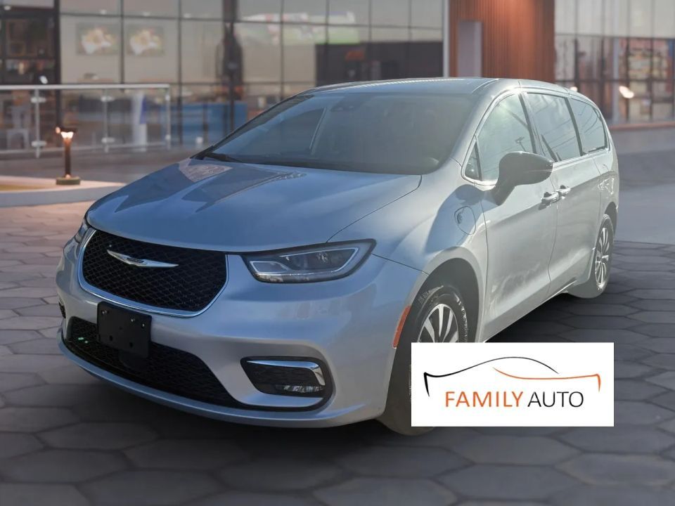 2024 Chrysler Pacifica Plug-In Hybrid Select