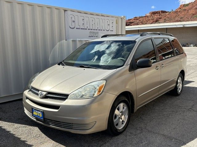 2005 TOYOTA SIENNA LE 7 Passenger