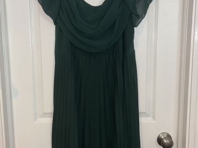 Dark Green Pleated Maxi Dress with Flutter Sleeves Size 3XL