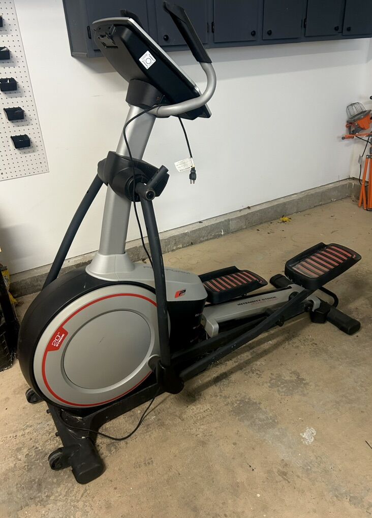 Pro Form Endurance 920 E Elliptical