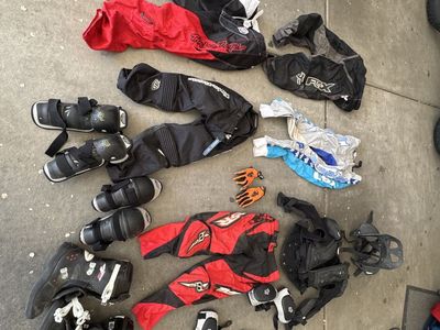 Youth Troy Lee Designs & Fox Racing Gear Set - Pants, Jerseys, Boots, Armor, Gloves