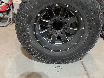 35X12.5R18