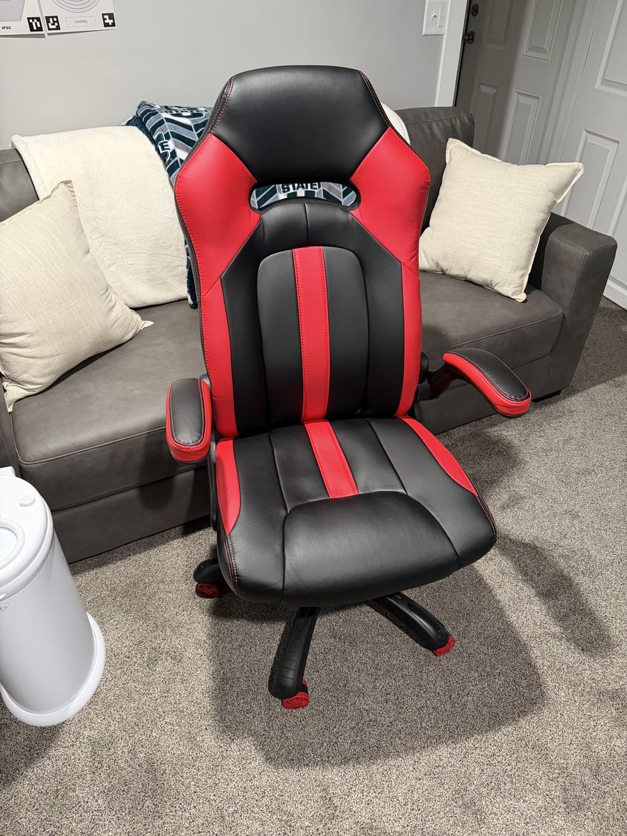 Gaming chair 