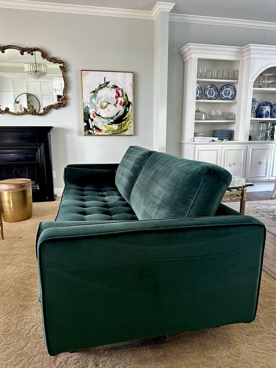 Emerald Green Velvet sofa-Modern Tufted Couch