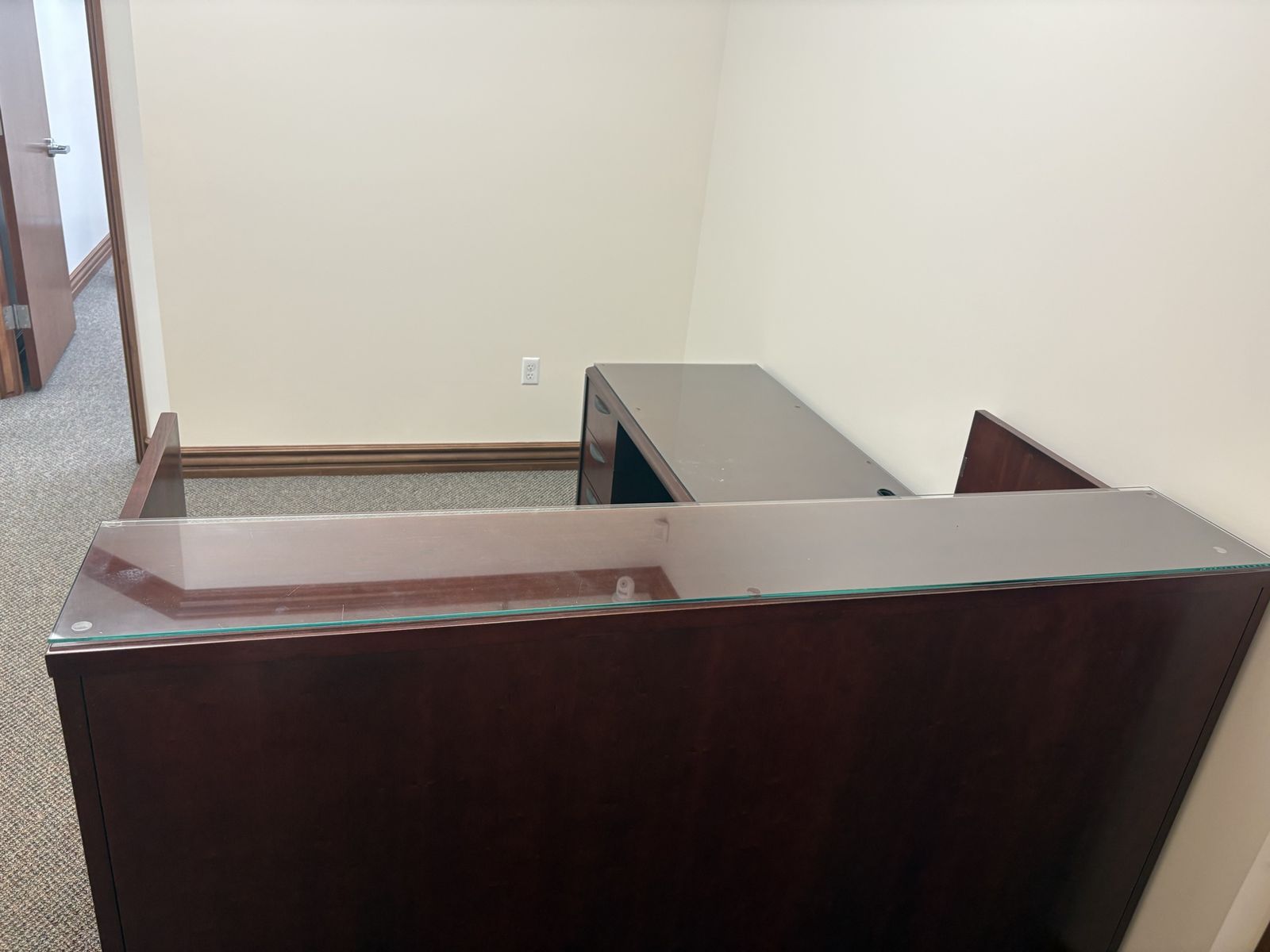 L Shaped Reception Desk