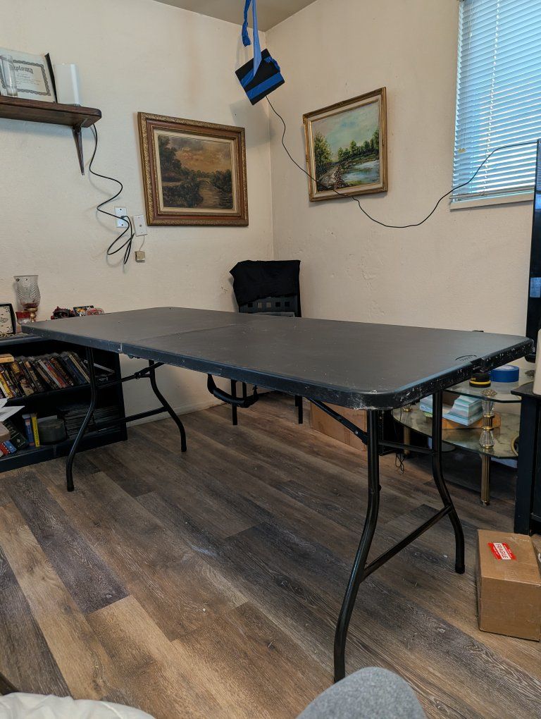 Cosco 6ft collapsible table - black