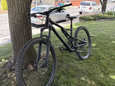 2023 Specialized Stump Jumper alloy mountain bike 29inch tubeless
