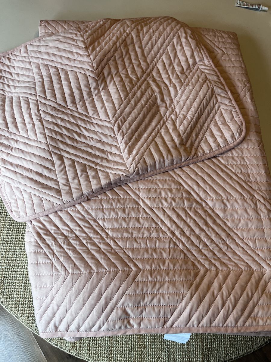 Blush Pink Bedspread and Sham - Twin Size